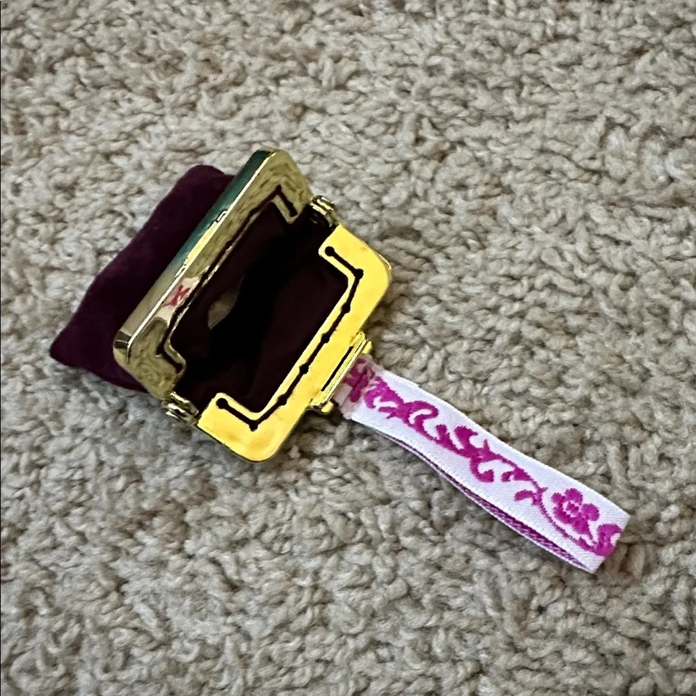 AMERICAN GIRL REBECCA BEFOREVER MAROON VELVET PURSE